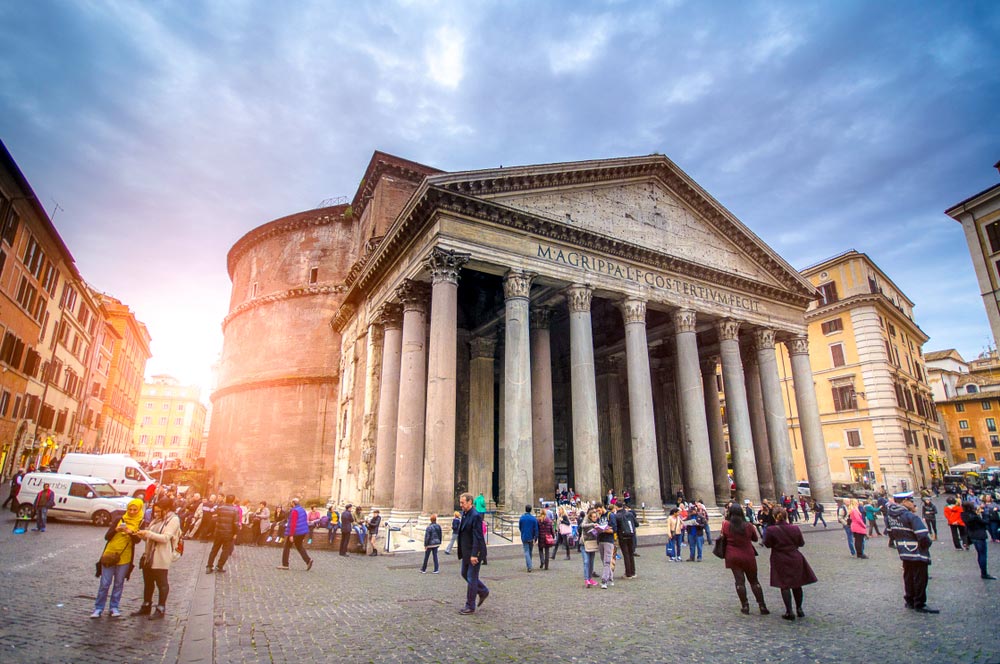 Pantheon, Rom: Die Kuppel, das Okulus und die Öffnungszeit