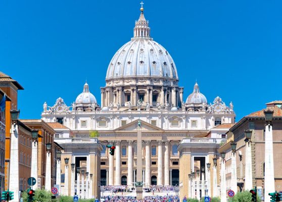 Petersdom: die Basilika Sankt Peter im Vatikan