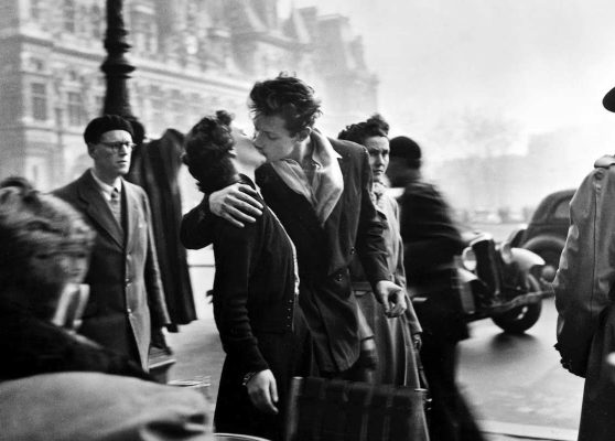 Robert Doisneau: Le Baiser de l’Hôtel de Ville (1950)