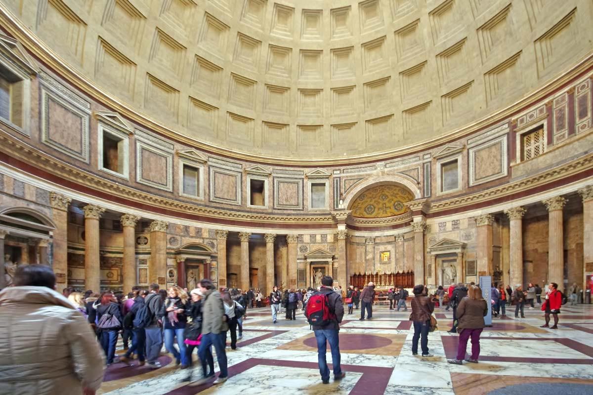 Das großartige Innere des Pantheons