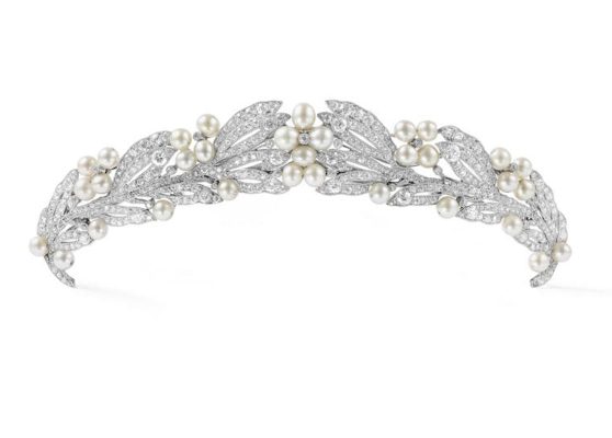 Tiara: Platin, Diamanten, Naturperlen. Cartier Paris
