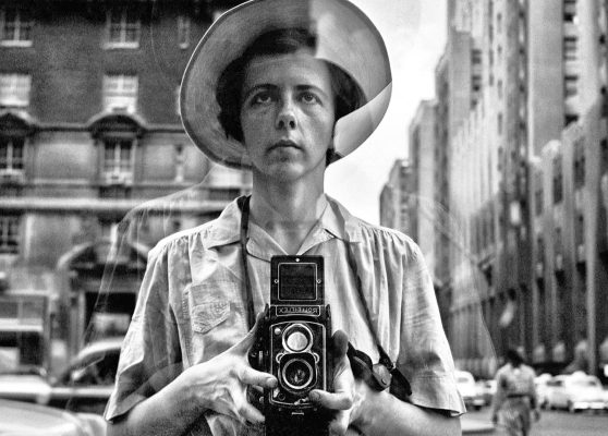 Vivian Maier, Selbstporträt (Detail), New York, NY, 1954.