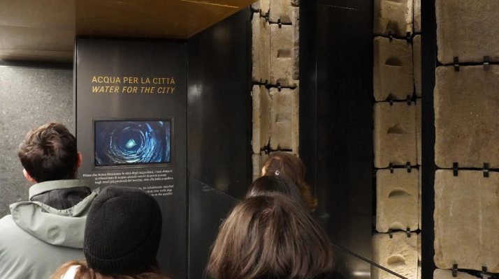 „Wasser für die Stadt“: Ausstellungsbereich zu republikanischen Brunnen in der Metrostation Colosseo - Fori Imperiali